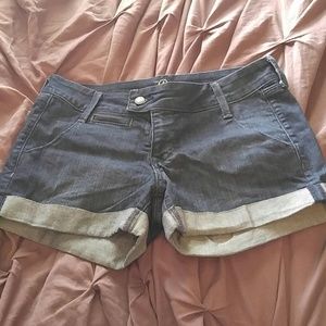 Jean shorts cuffed size 6